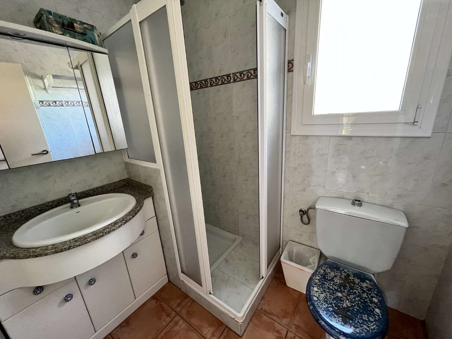 Casa indipendente con terrazzo e piscina