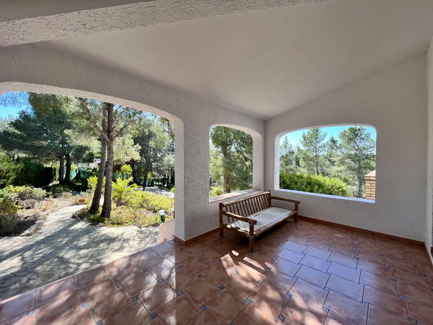 Casa indipendente con terrazzo e piscina