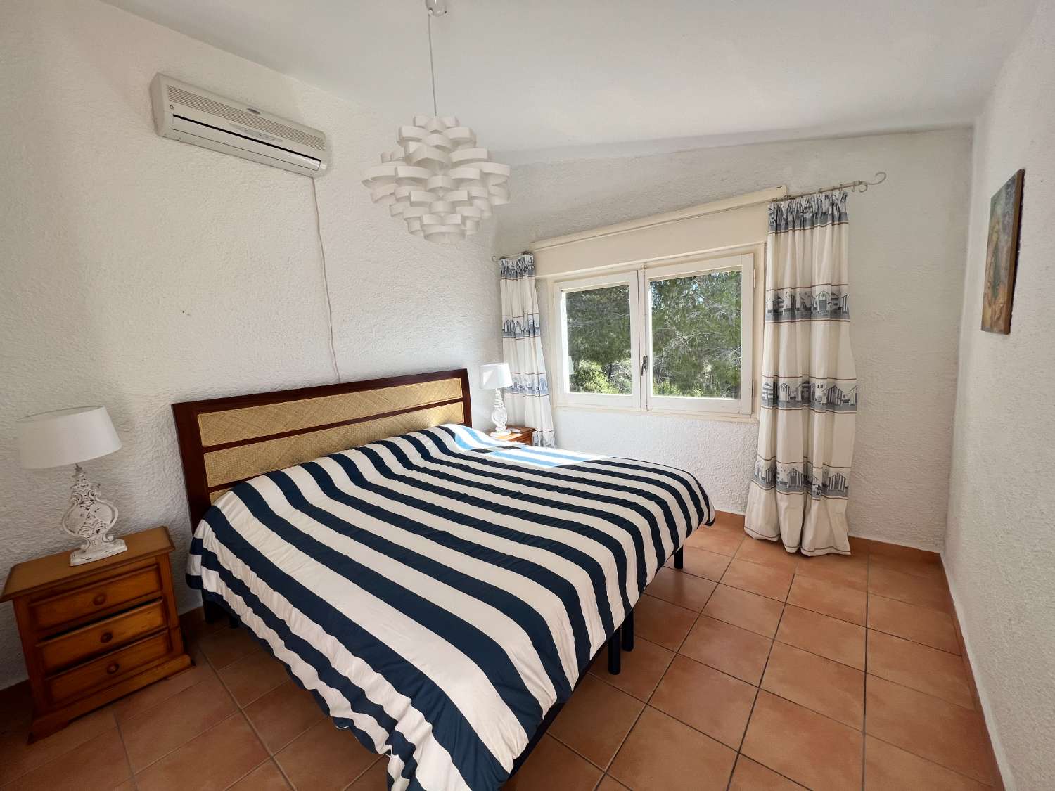 Casa indipendente con terrazzo e piscina