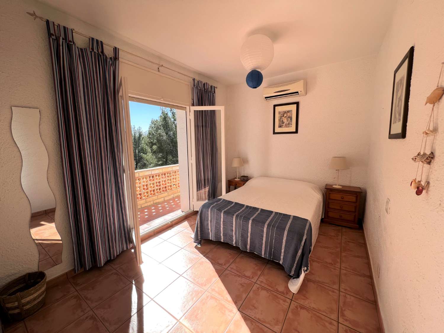 Casa indipendente con terrazzo e piscina