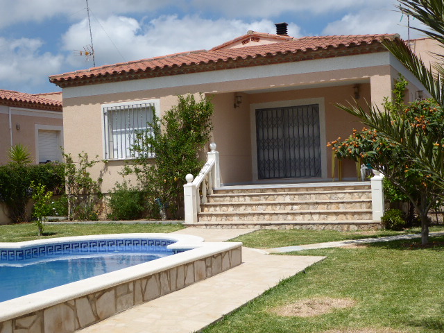 Einfamilienhaus mit Swimmingpool