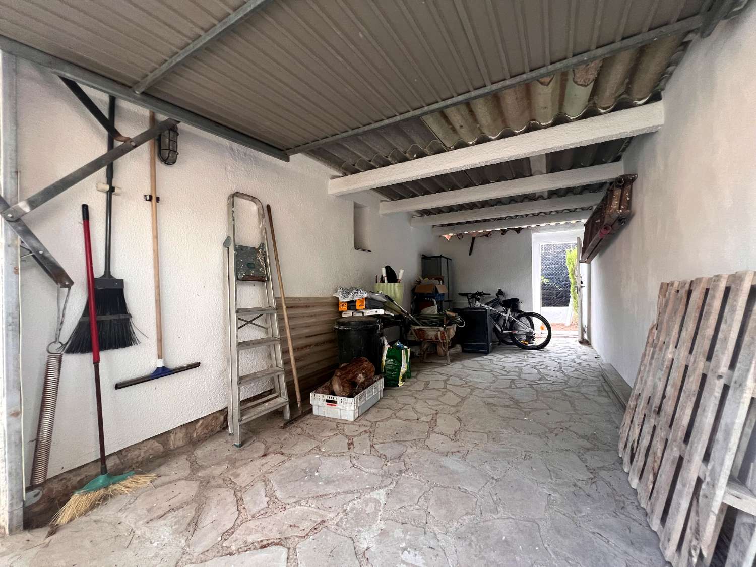 Casa independiente con piscina cerca del mar