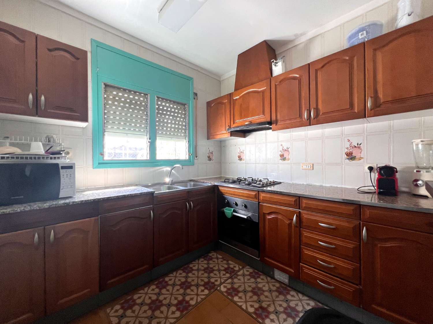 Casa independiente con piscina cerca del mar